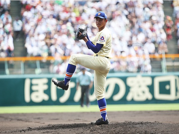 星稜高校の奥川恭伸のドラフト1位指名はスカウトマンが高評価